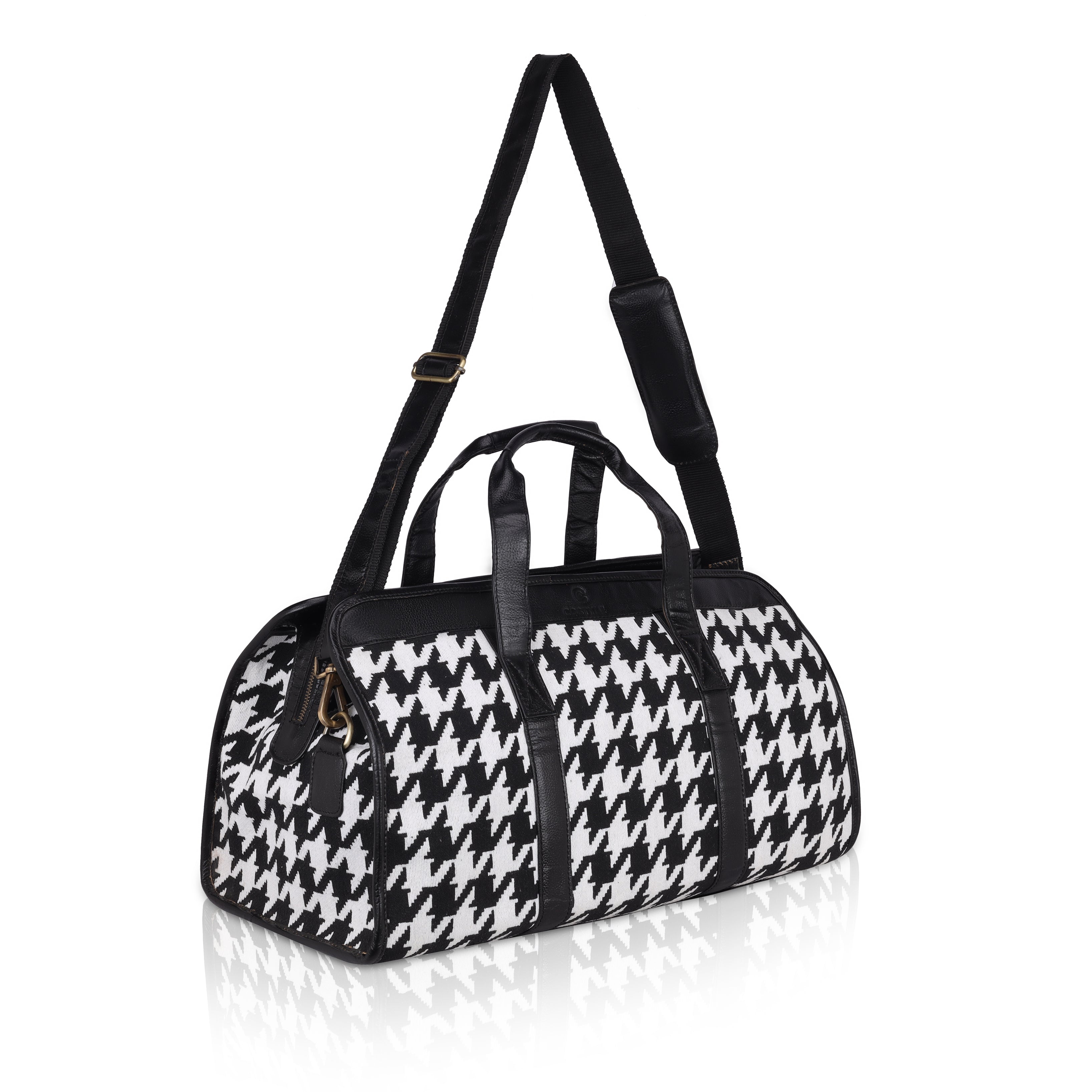 Weekender Canvas & Leather Duffle Bag.