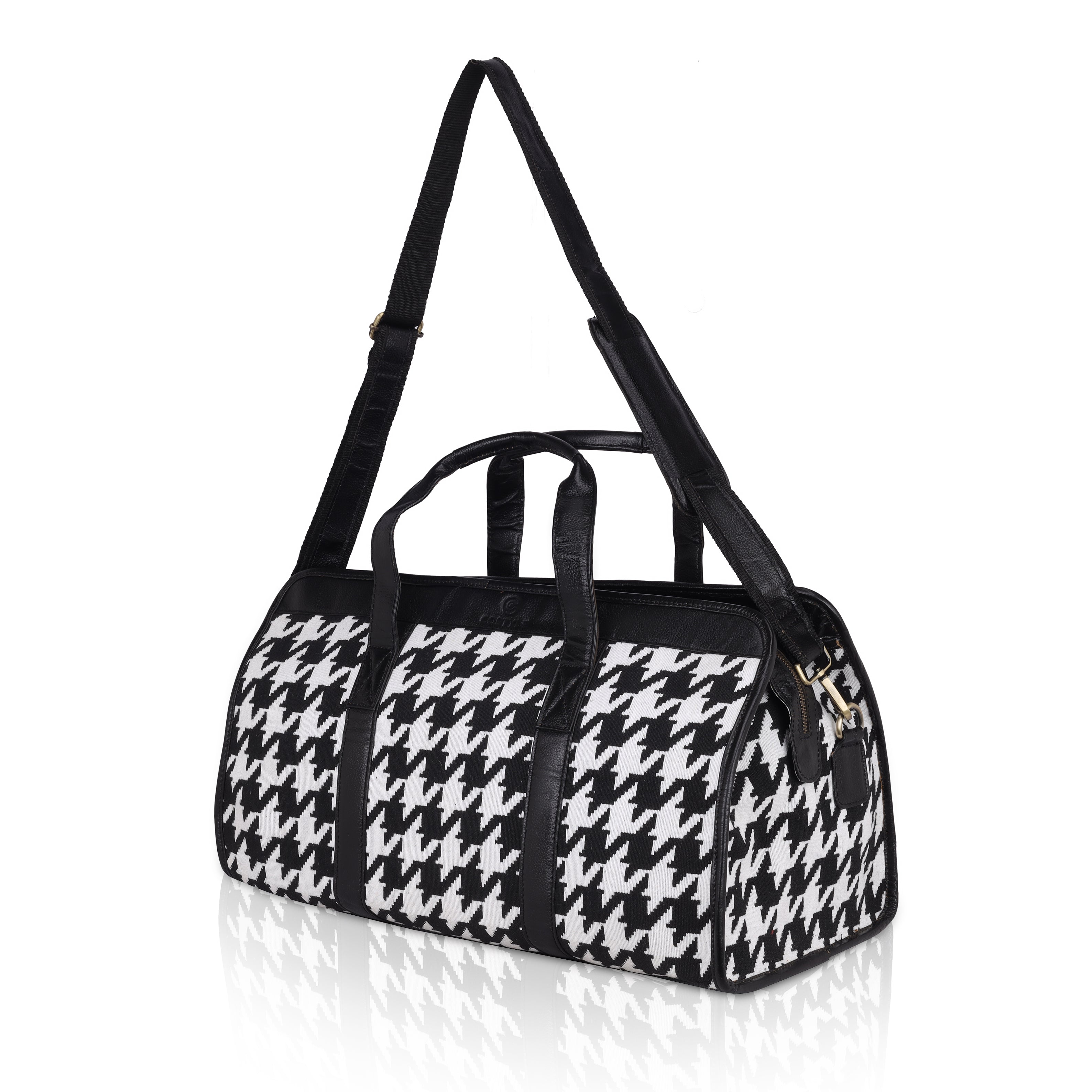 Weekender Canvas & Leather Duffle Bag.