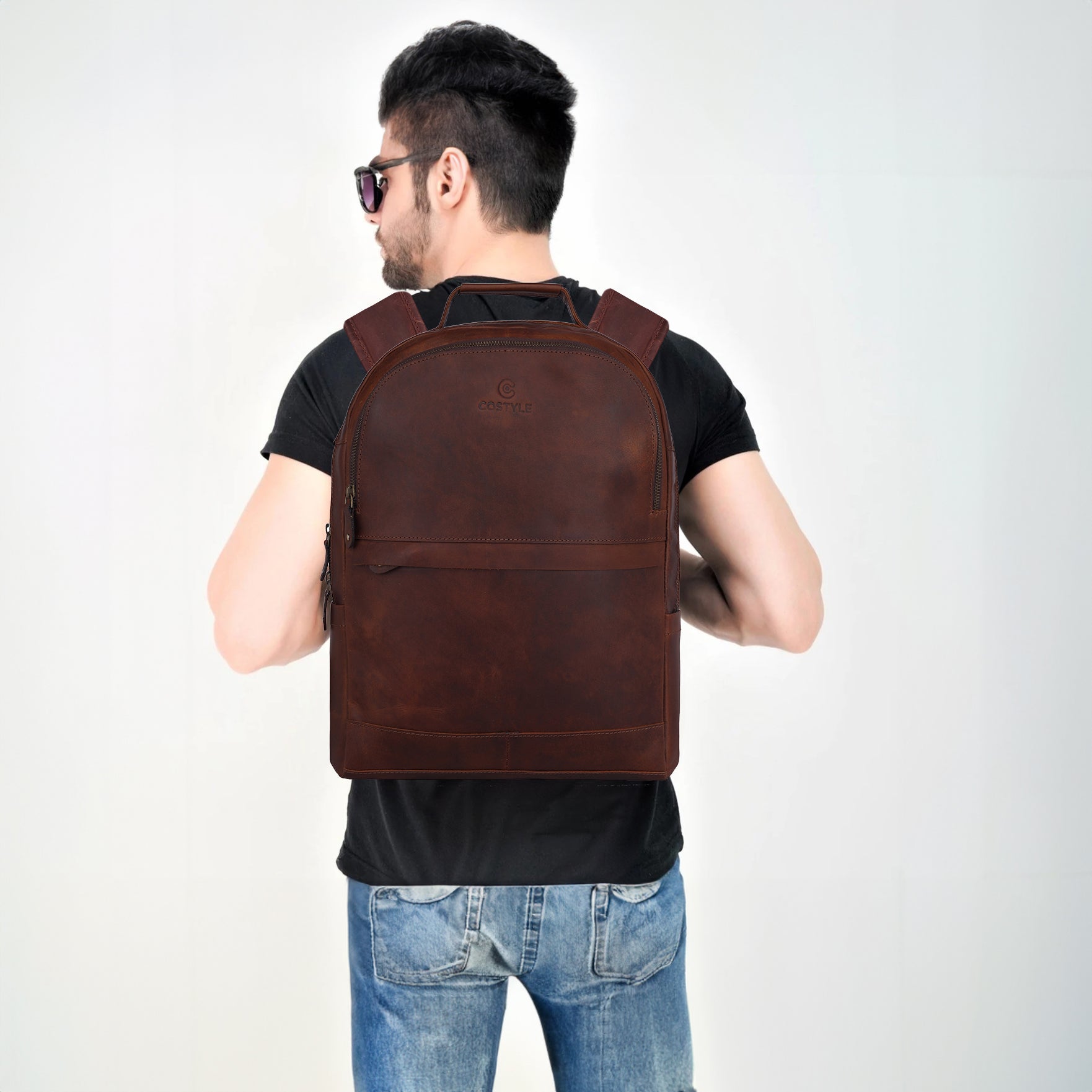 Leather Backpack – Classic Elegance
